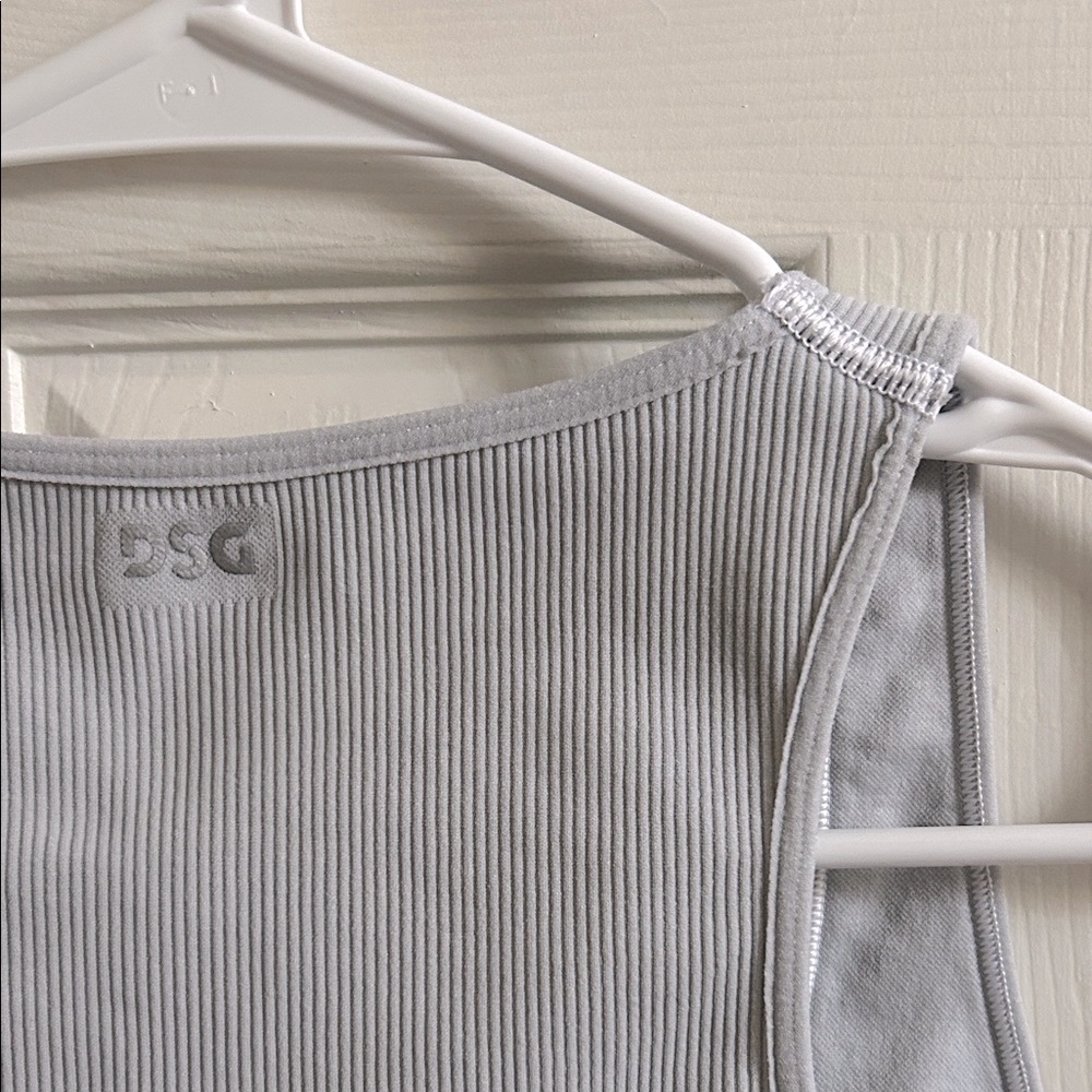 DSG Gray Ribbed Tank - Picture 2 of 2